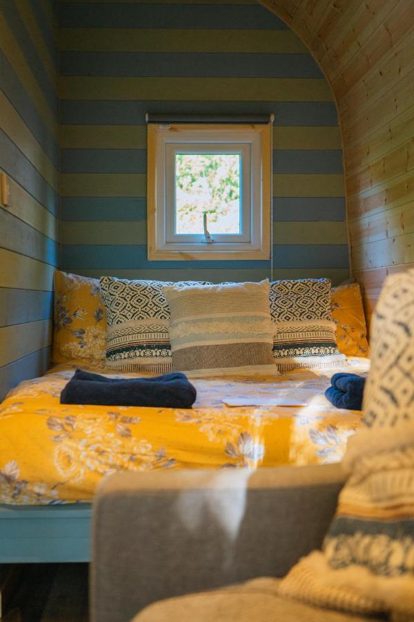 فيلا Emlyn'S Coppice - Luxury Woodland Glamping هوليويل المظهر الخارجي الصورة