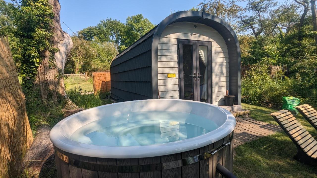 فيلا Emlyn'S Coppice - Luxury Woodland Glamping هوليويل المظهر الخارجي الصورة